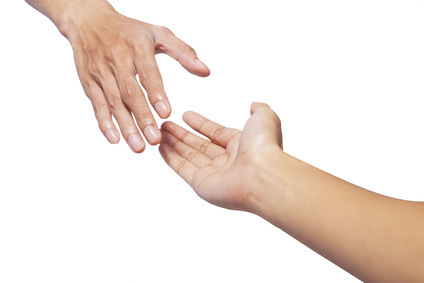 se laisser approcher, faire confiance aux autres