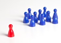 ne pas faire toujours comme les autres, apprendre à garder son indépendance